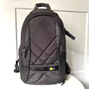 Case logic camera backpack with waterproof cover